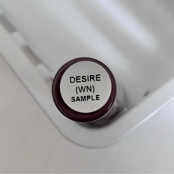 MAC COSMETICS DESIRE LIPGLASS LIP GLOSS - Rare & HTF!*** - Picture 3 of 6